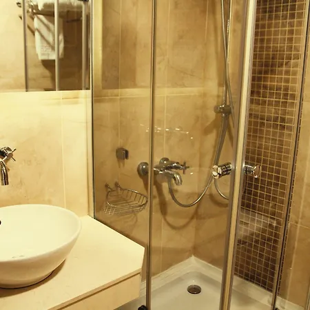 Ney Hotel 3*